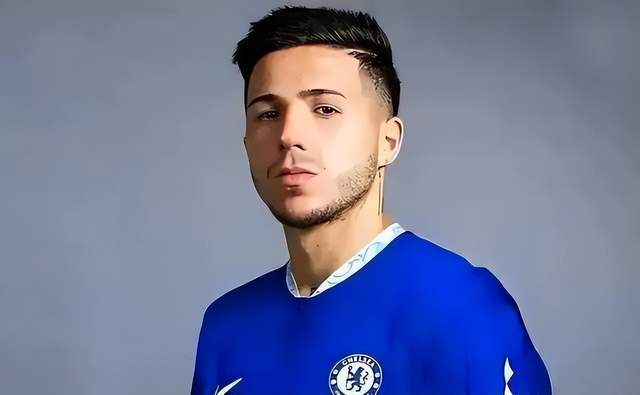 迪斯汀赞扬恩佐的协作能力，瓜迪奥拉或许遇到了心魔