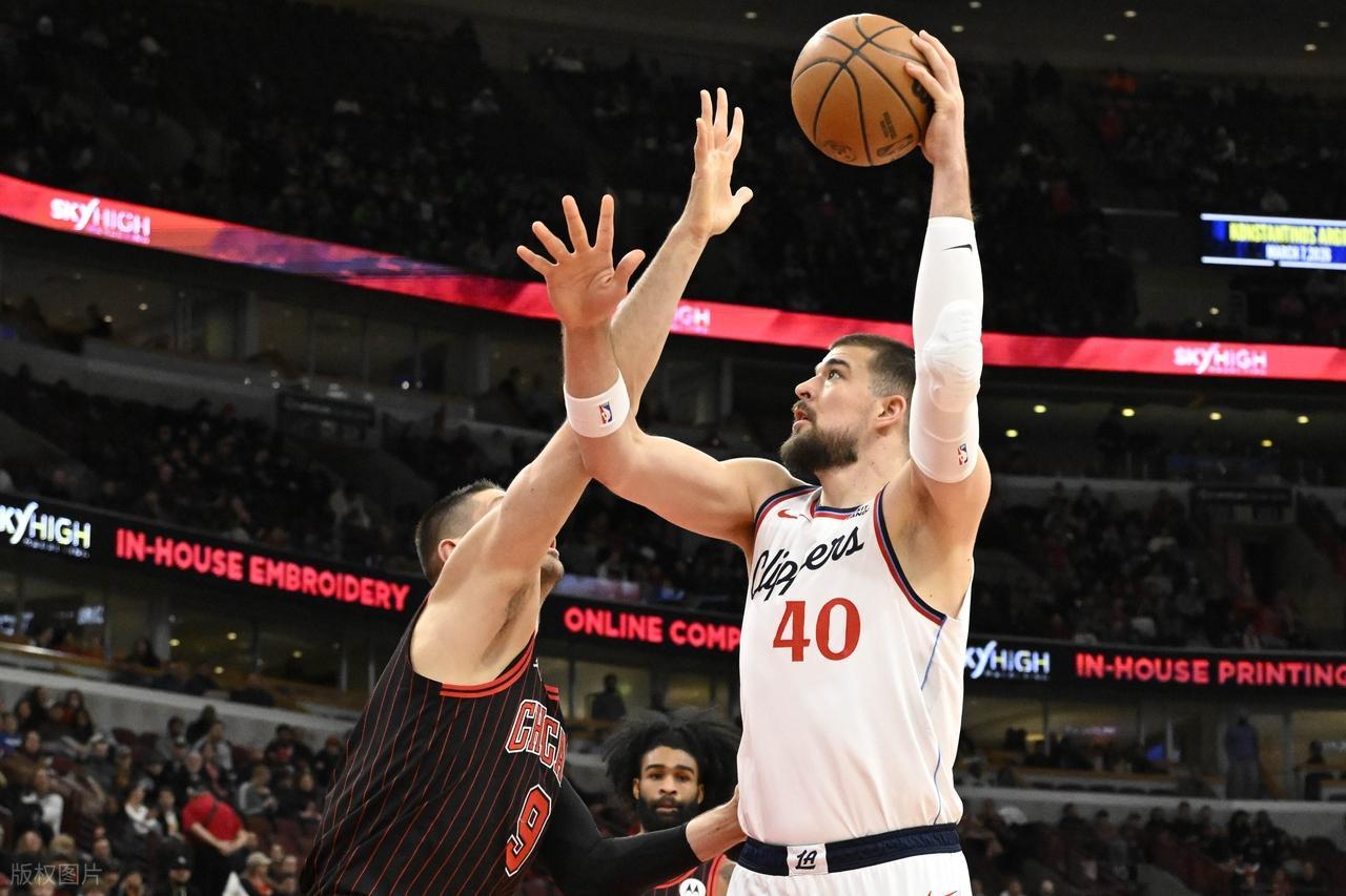 开云体育-21分大逆转失败！哈登空砍24+5+6！科林斯爆发，公牛三分投死快船