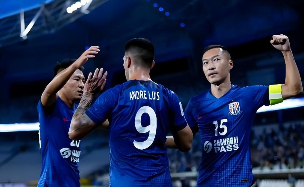 开云-申花新中锋终于在比赛中进球，未来有望直接锁定主力，值得期待